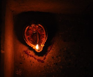 Small Decorative Clay Lamp