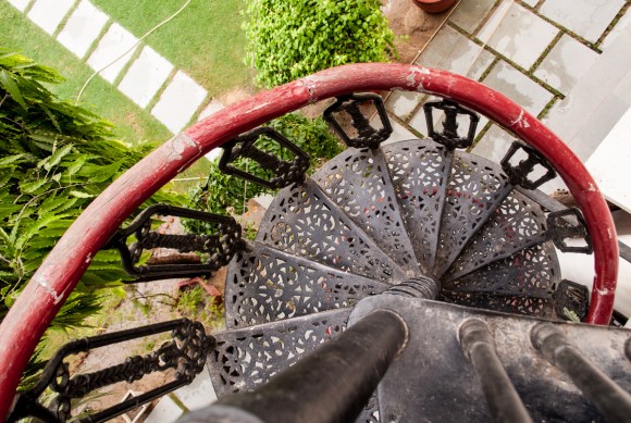 Spiral beneath my feet